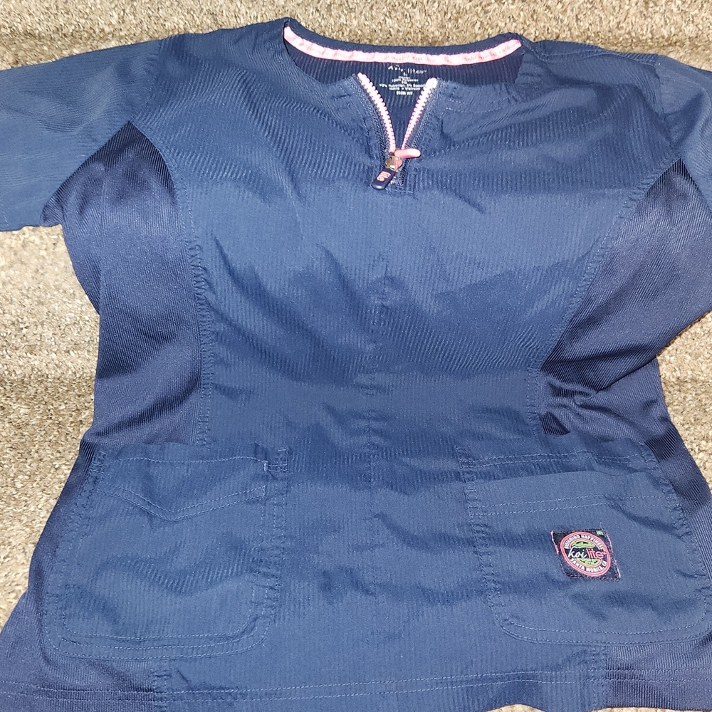 Scrub Top